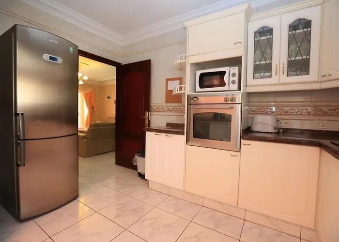 Luxurious Violet * Costa Adeje (Tenerife)