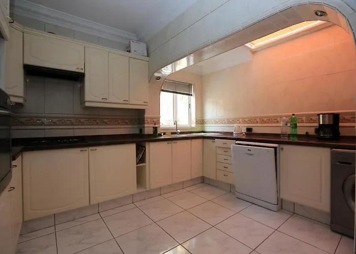 ヴィラ Luxurious Violet *